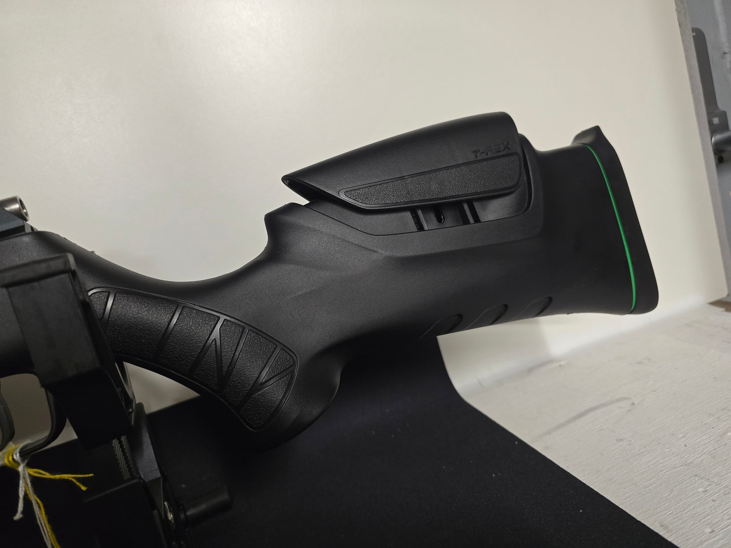 USED Remington T-Rex .177 PCP RIFLE SH091025019