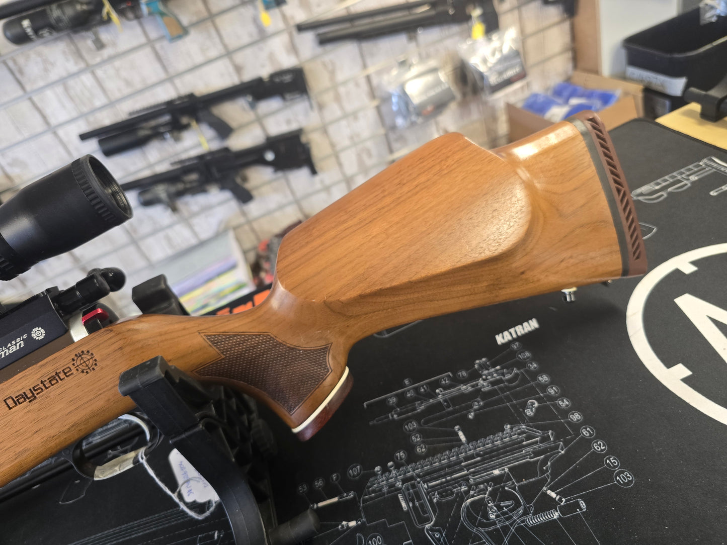 USED Daystate Huntsman Classic .22 PCP RIFLE SH130626004