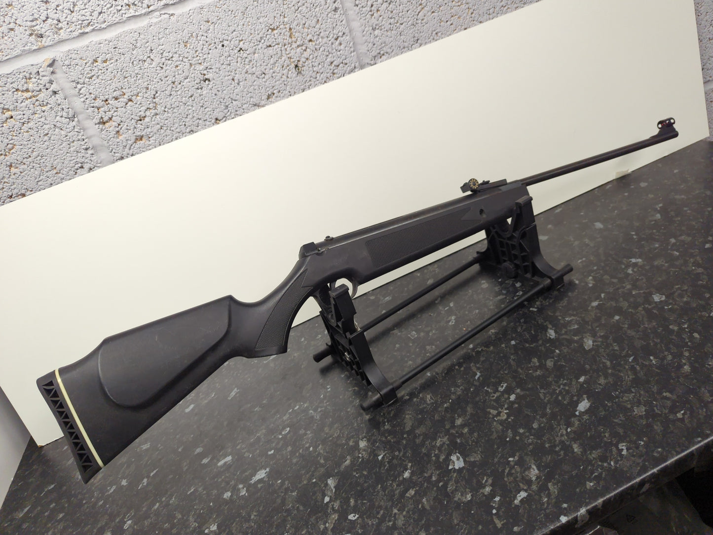 USED SMK Syn XS .22 Spring RIFLE SH091124008