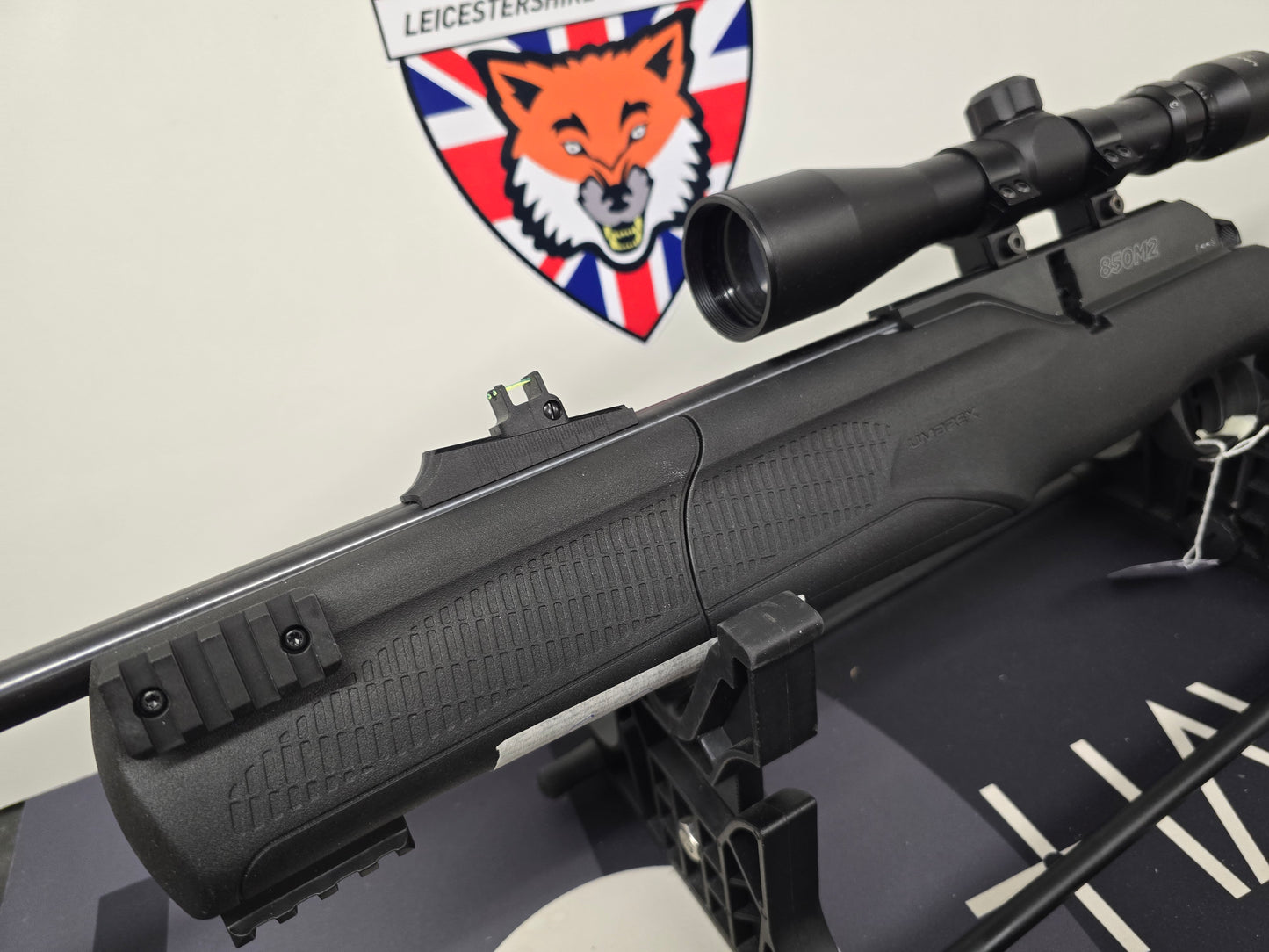 USED Umarex Air Magnum 850M2 .22 C02 RIFLE SH030525003