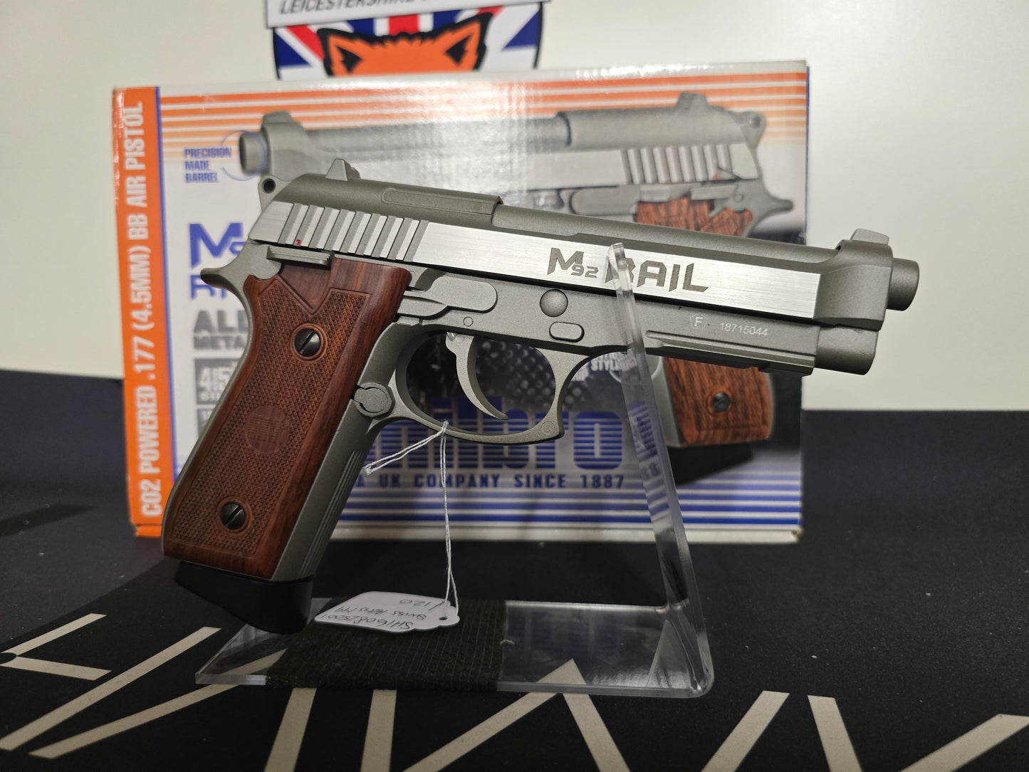 Milbro M92 4.5mm Steel BB C02 Pistol SH160825001