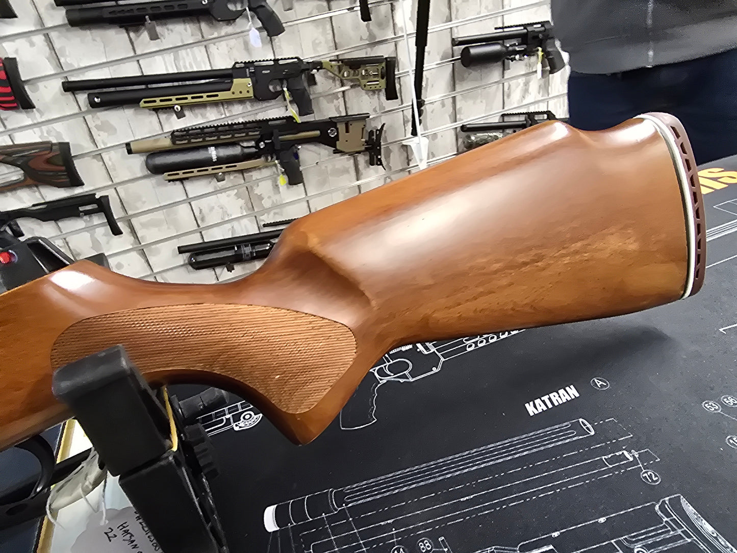 USED Hatsan 900X .22 Spring RIFLE SH221125003