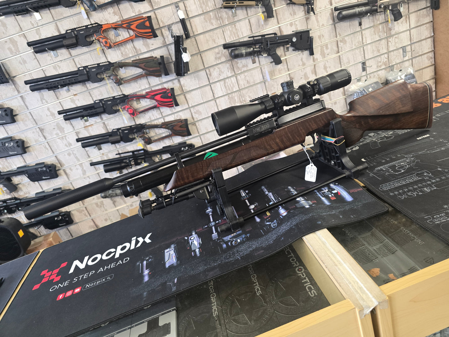 USED Weihrauch HW100 .22 PCP RIFLE SH180726001