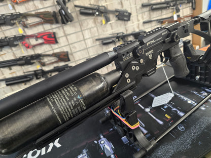 USED FX Crown MK2 Tactical .22 PCP RIFLE SH130326005
