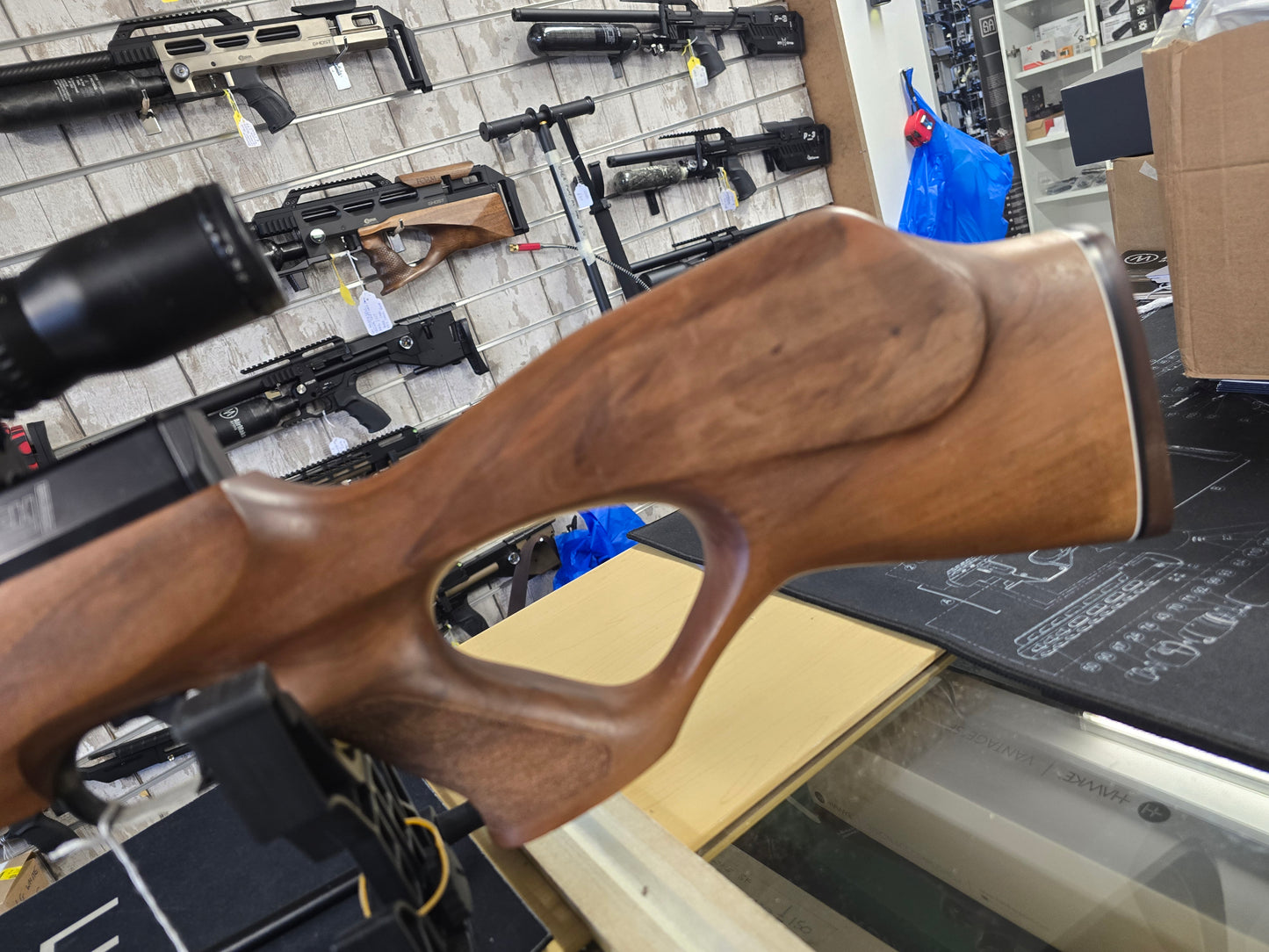 USED Weihrauch HW100KT .22 PCP RIFLE SH240126001