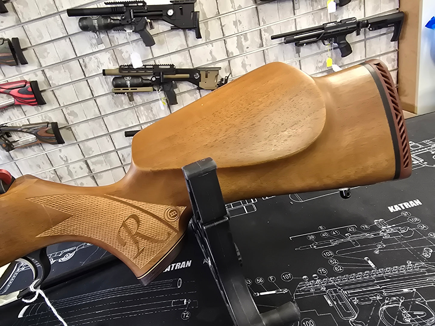 Daystate Huntsman Revere .22 PCP RIFLE SH150526005