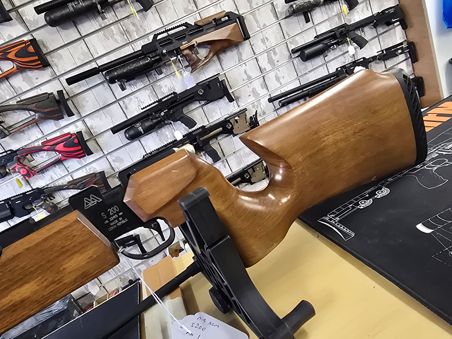 USED Air Arms S200 MK1 .22 PCP RIFLE SH280226001