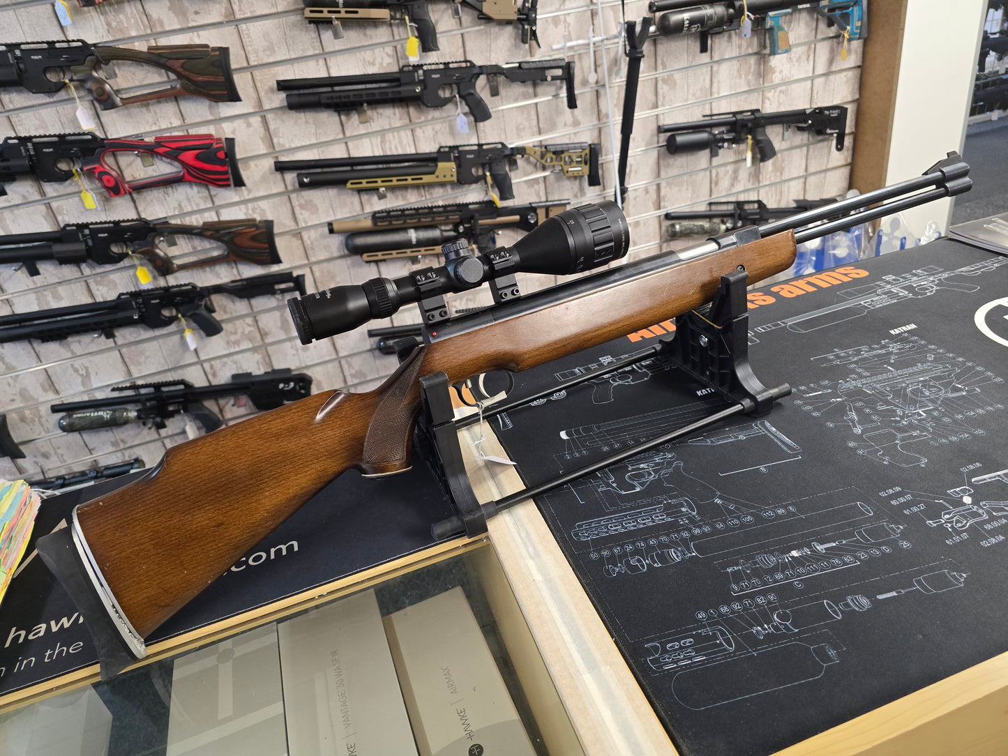 USED Weihrauch HW77 .22 Spring RIFLE SH281125009