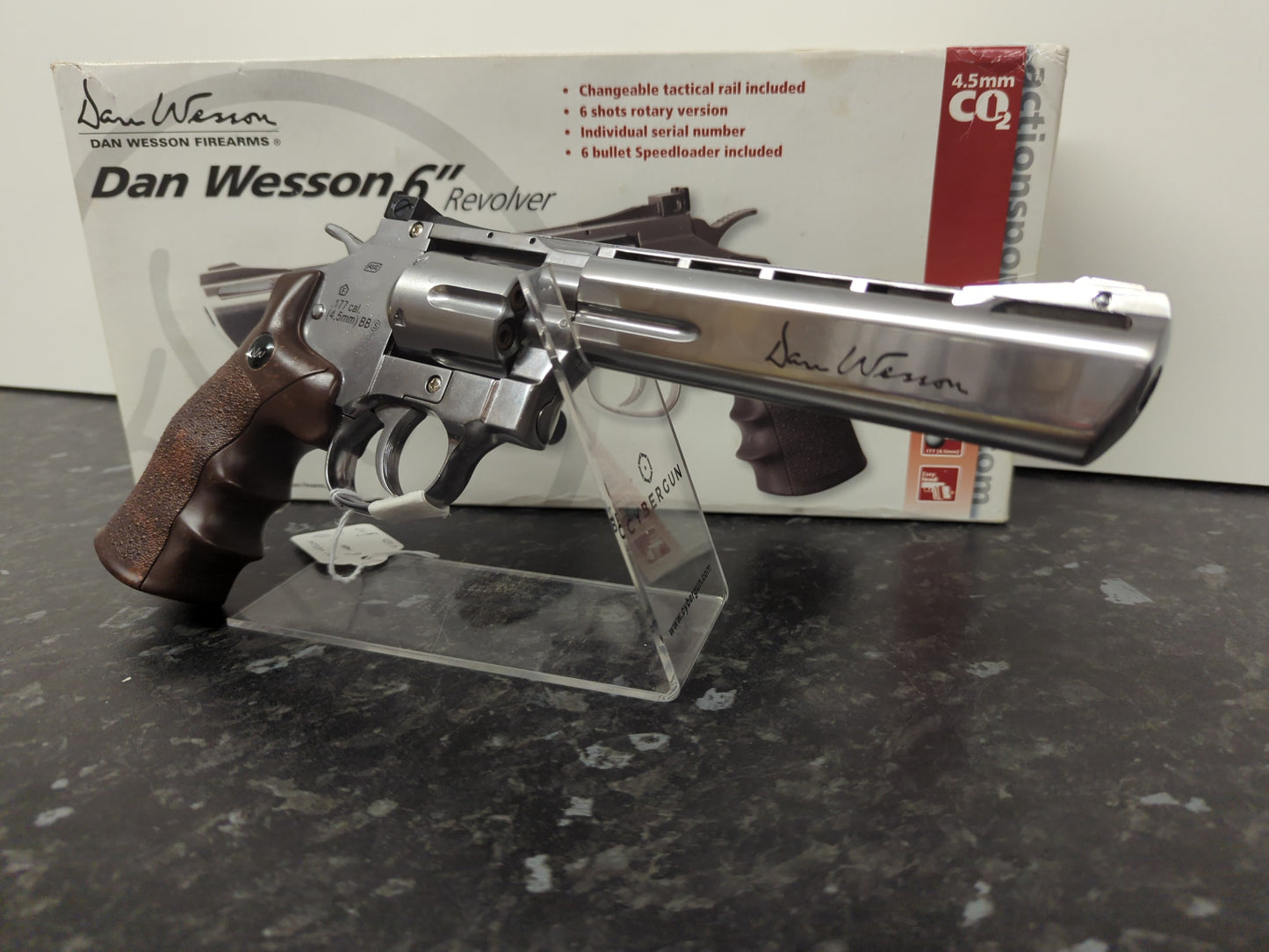 Dan Wesson 6" 4.5mm CO2 POWERED PISTOL SH270424008