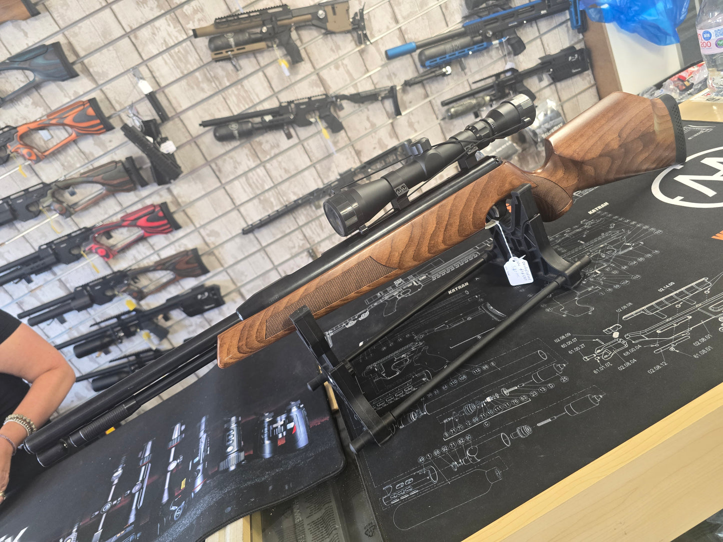 USED Air Arms TX200HC .22 Spring RIFLE SH040626001