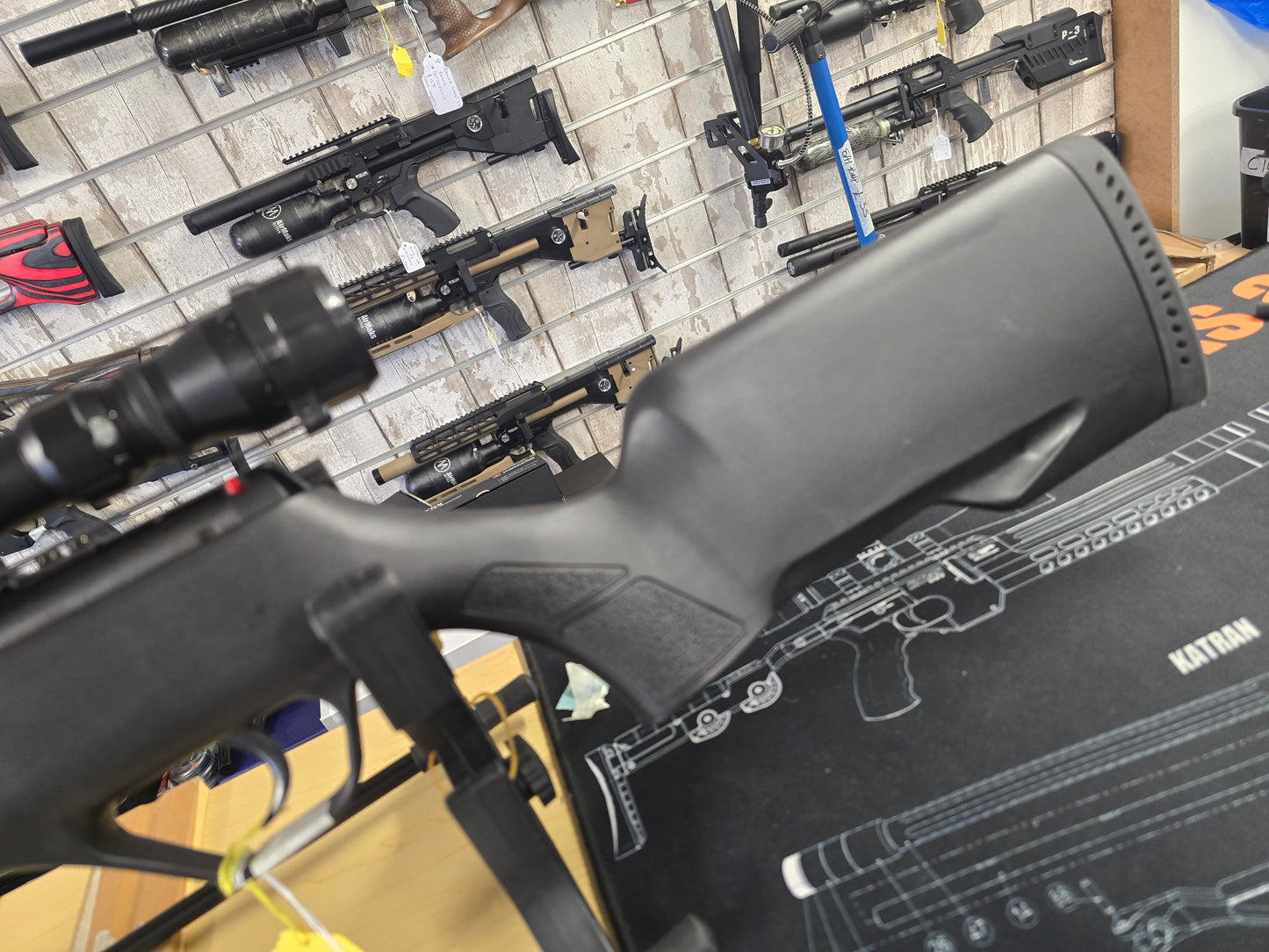 USED Webley VMX2.0 .22 Spring RIFLE SH200226002