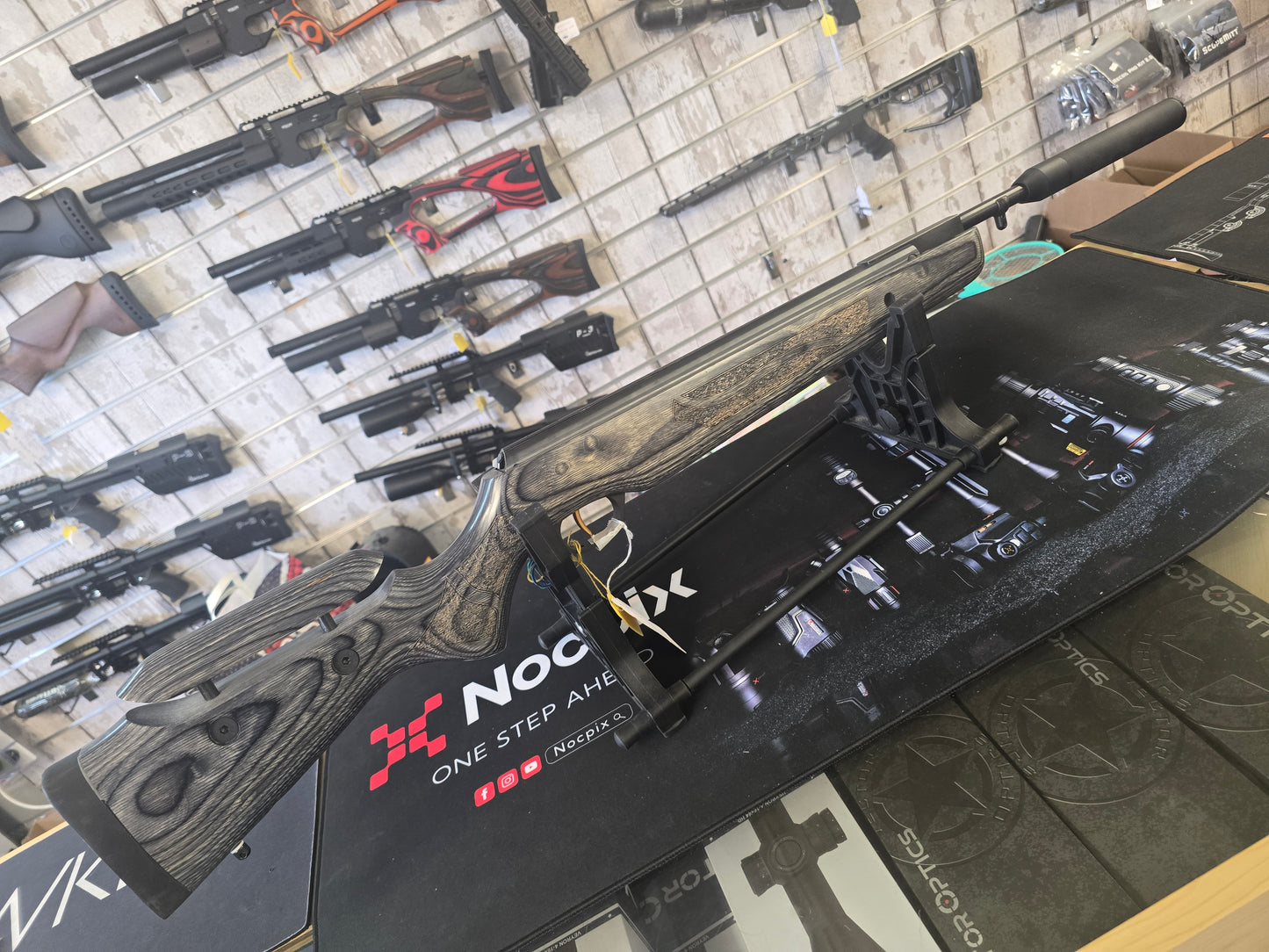 USED Cometa Fenix 400 USC .177 Spring RIFLE SH300726003